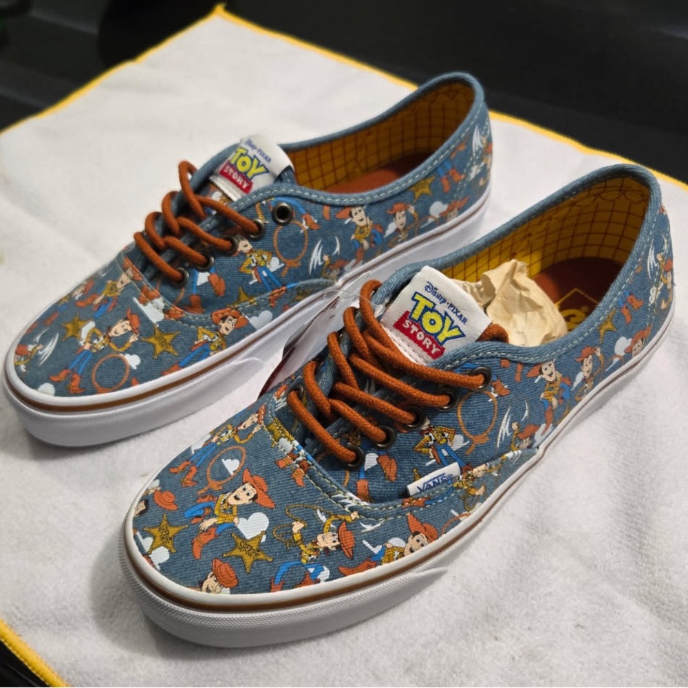 Vans Authentic Disney-Pixar Toy Story Sheriff Woody Sneakers - Picture 2 of 6